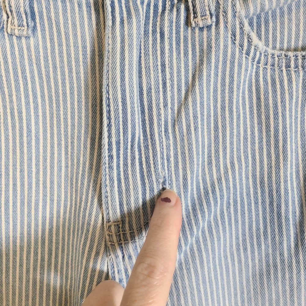SO High Rise Barrel Jeans Women 0/24W Blue White Hickory Railroad Stripe Raw Hem - Picture 4 of 14